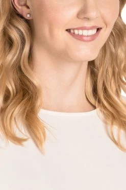 Γυναικεία Swarovski - Σκουλαρίκια Attract ασημί -Swarovski Sales Store unnamed file 1218